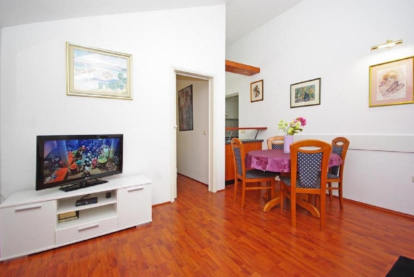 Apartments Mila มาคาร์สกา ภายนอก รูปภาพ